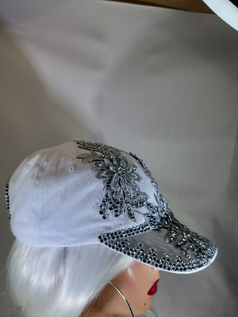 Embellished White Floral Rhinestone Baseball Cap - Picture 4 of 11